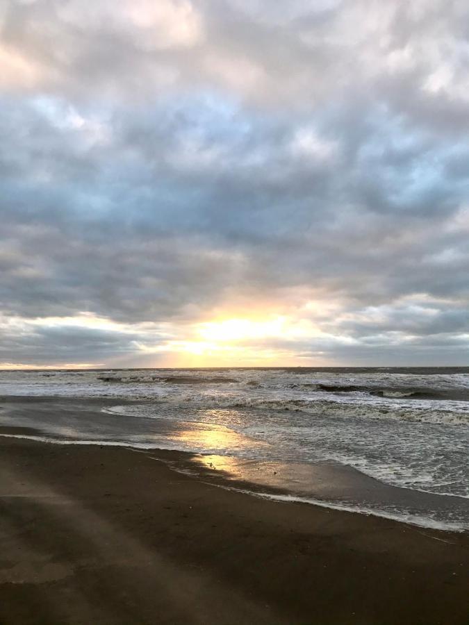 Hotel Hippocampus Aan Zee Katwijk aan Zee Esterno foto
